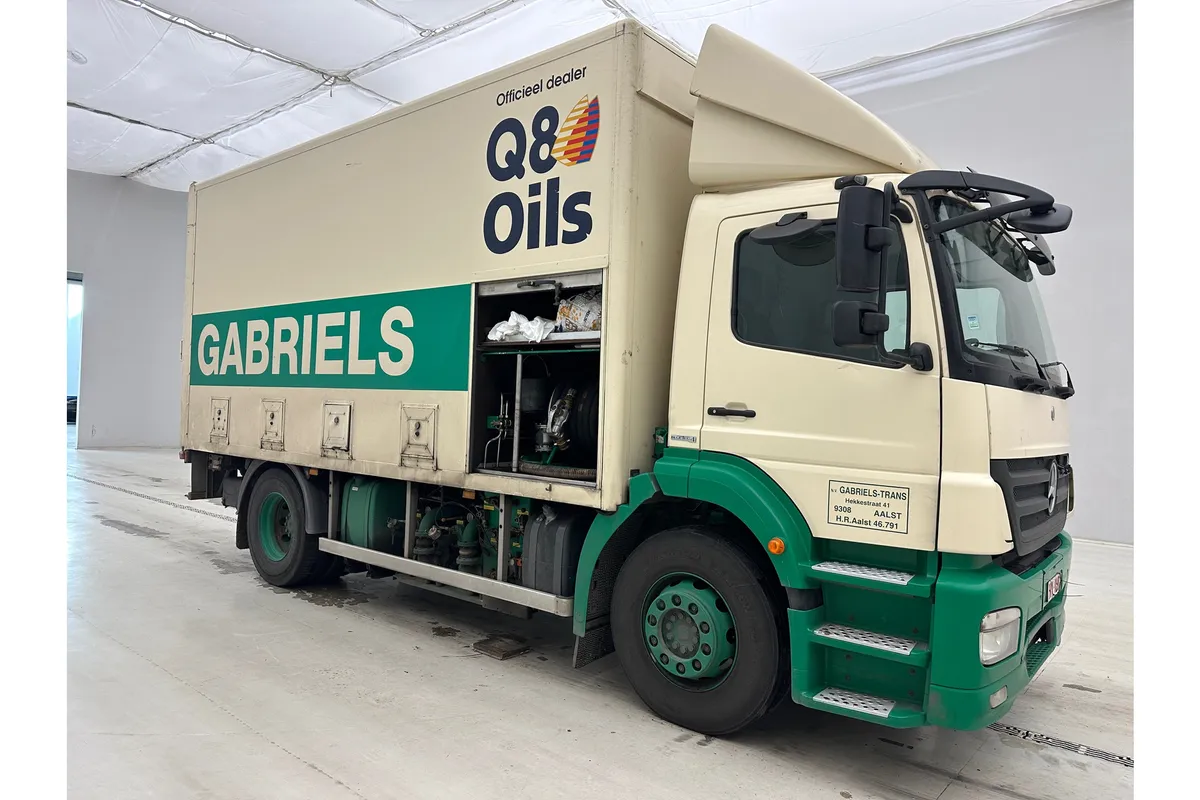 Mercedes-Benz Axor 1829 - Photo 2